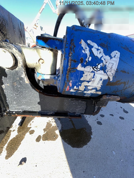 2023 AUGER TORQUE 3300-30