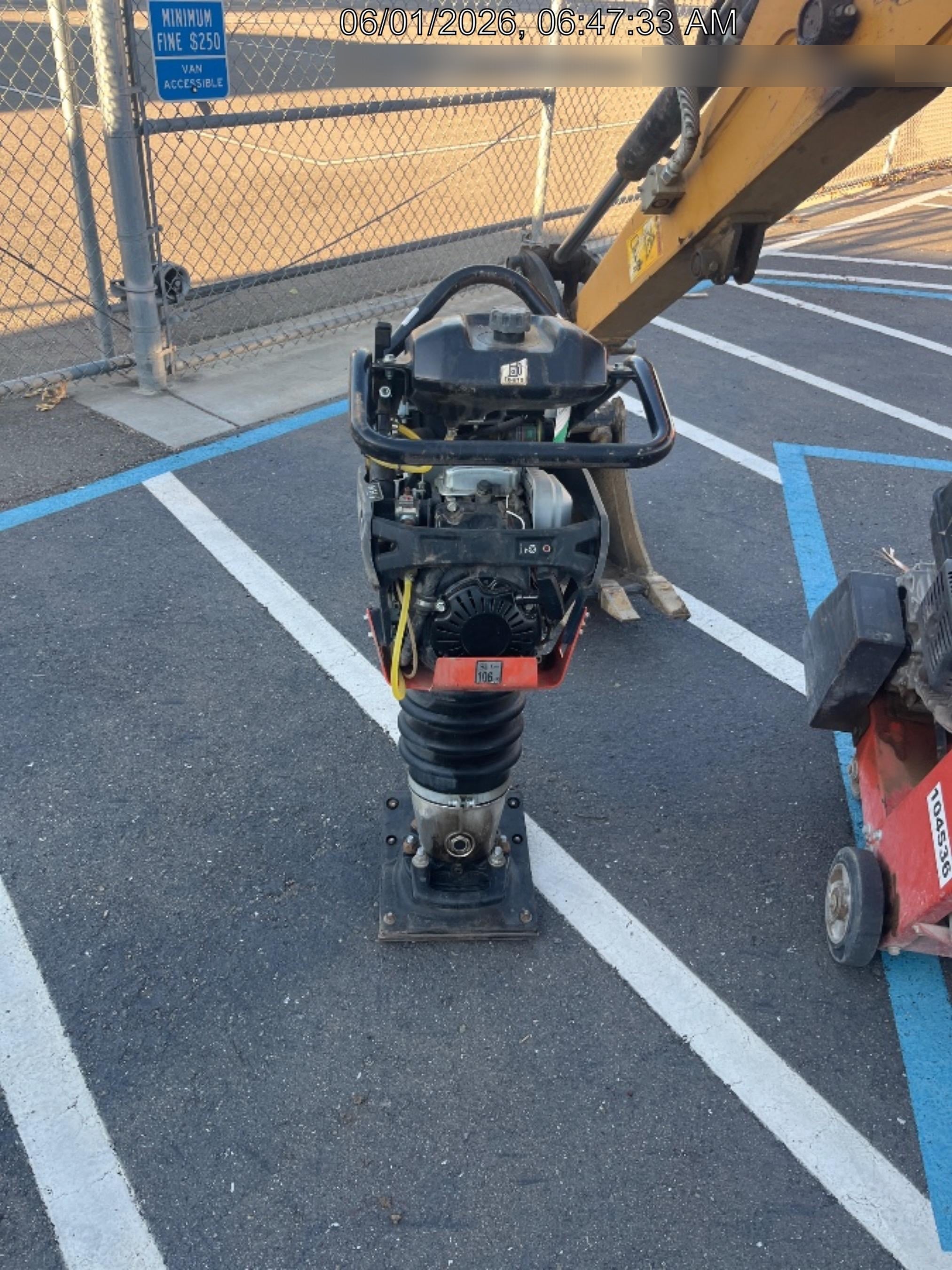 2024 HUSQVARNA LT6005