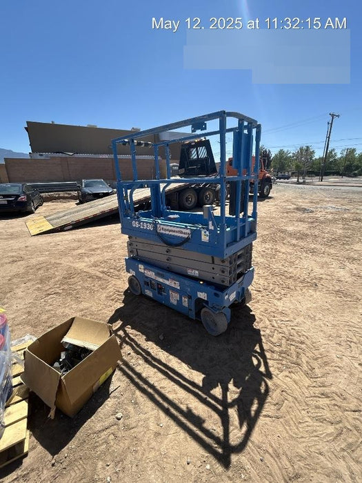 2020 Genie GS-1930 Solid Non Marking Tires, Beacon, Folding rails with half height swing gate