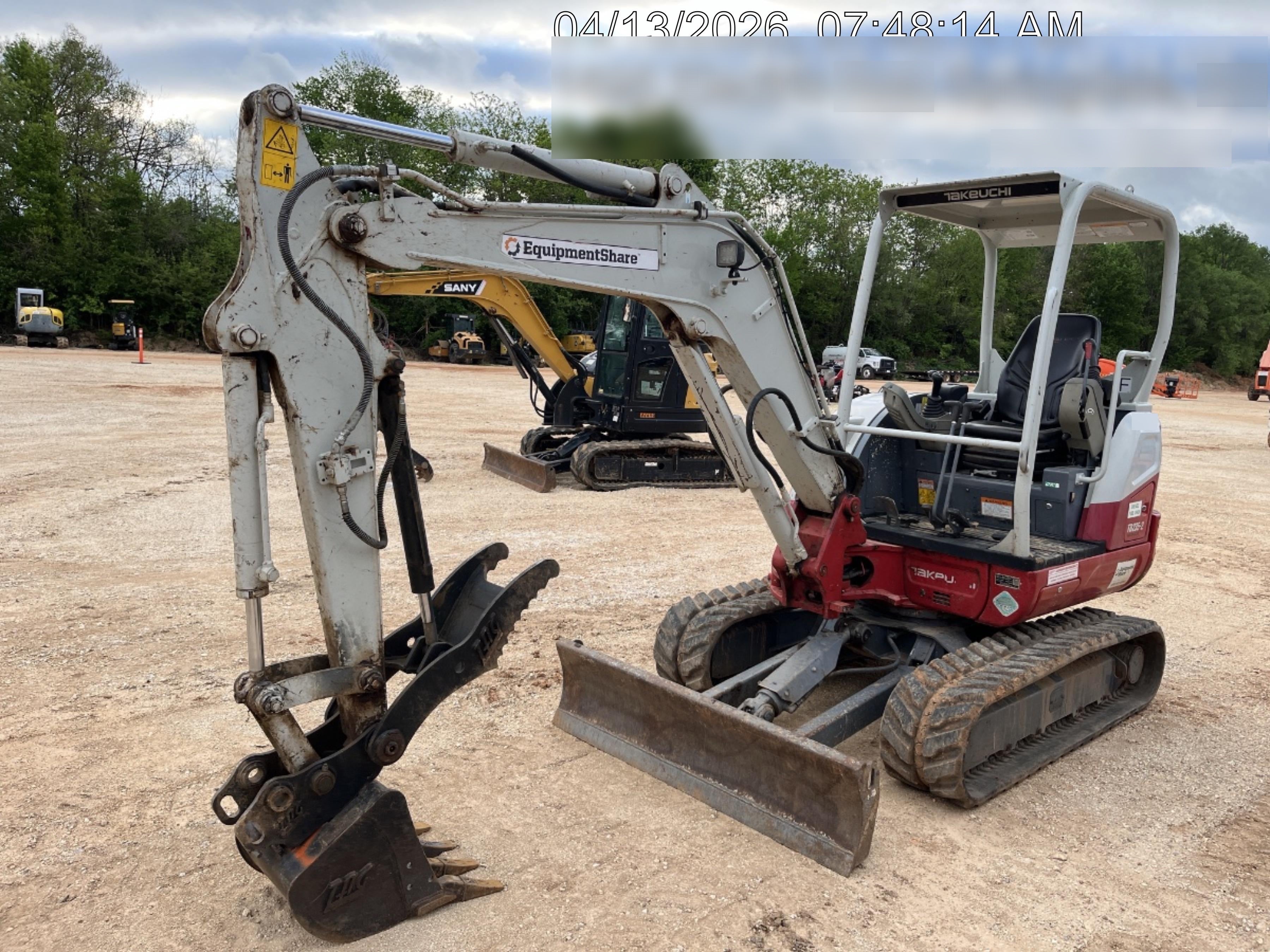 2021 TAKEUCHI TB235-2R