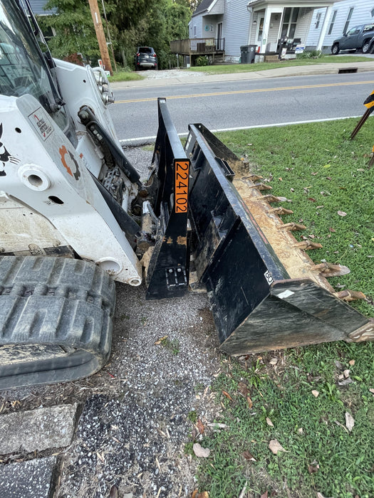 2022 ARROW MATERIAL HANDLING 48" Pallet Forks - Arrow