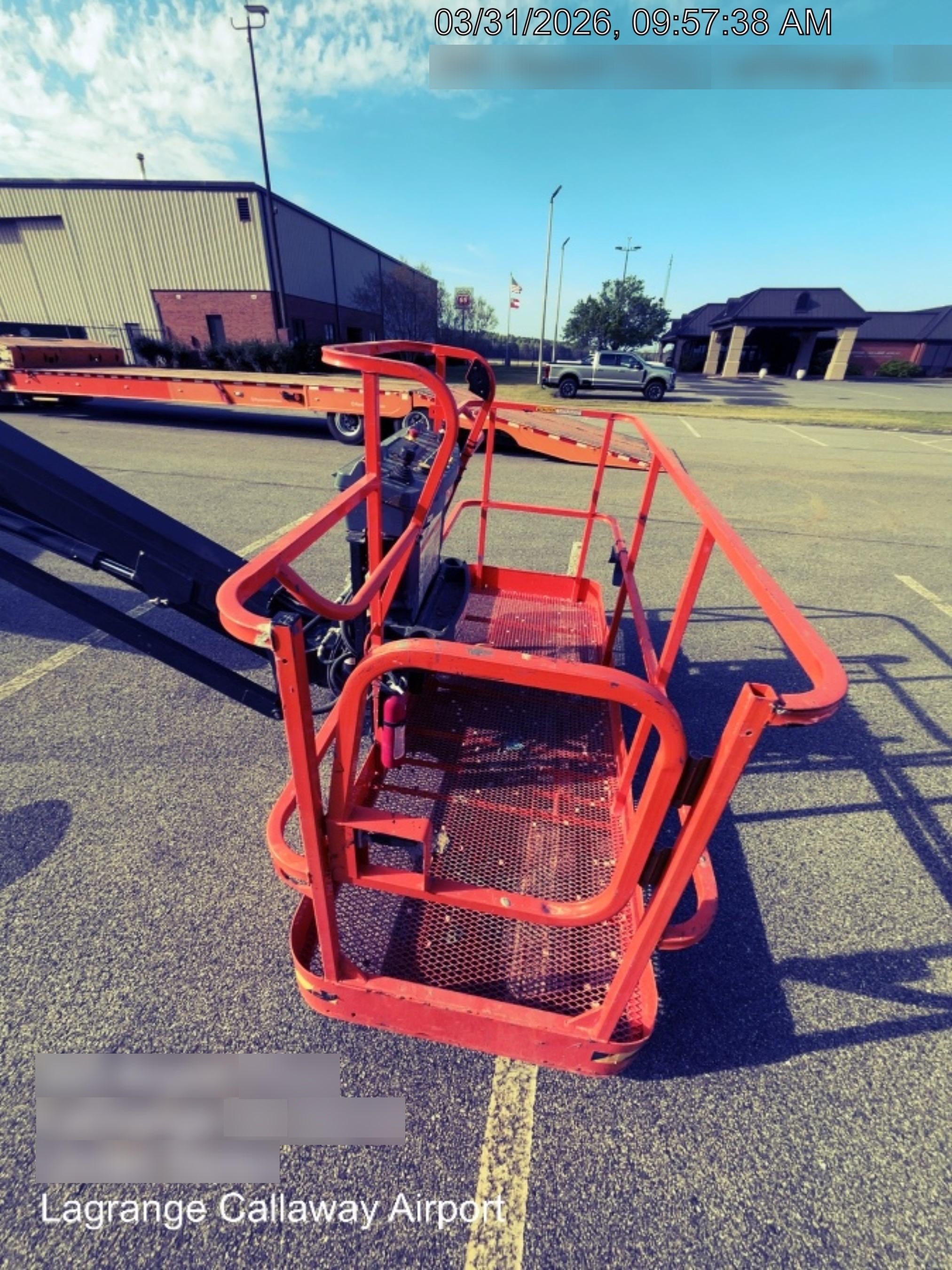2025 JLG 660SJ