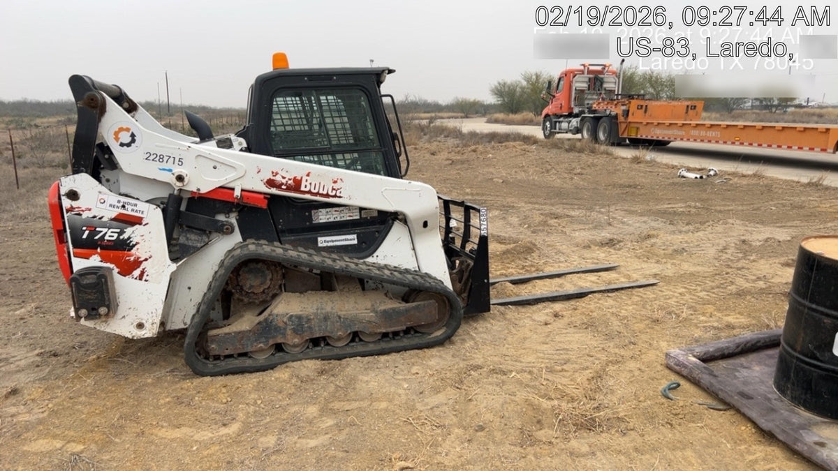 2025 ARROW MATERIAL HANDLING F5100CB - 72"