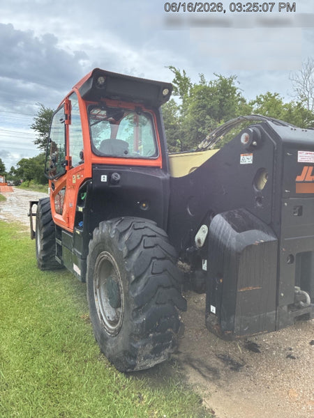 2022 JLG 1732