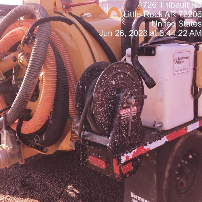 2022 VAC-TRON LP573XDT