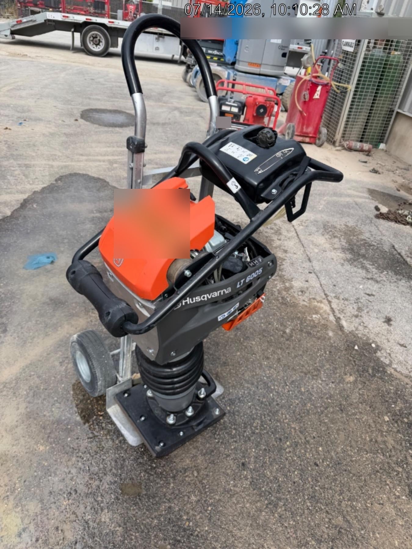 2025 HUSQVARNA LT6005