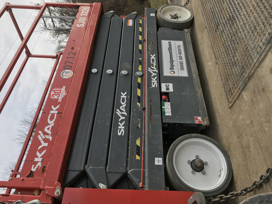 2016 Skyjack SJIII-3226 26' Electric Scissor Lift