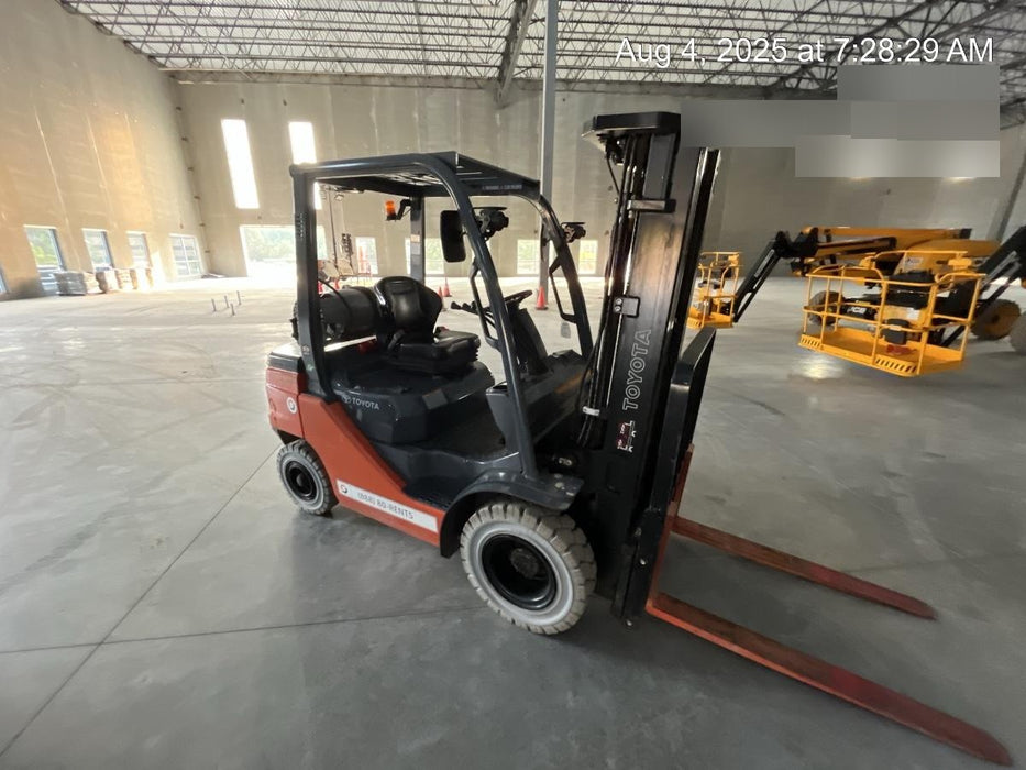 2022 TOYOTA 50-8FGU25