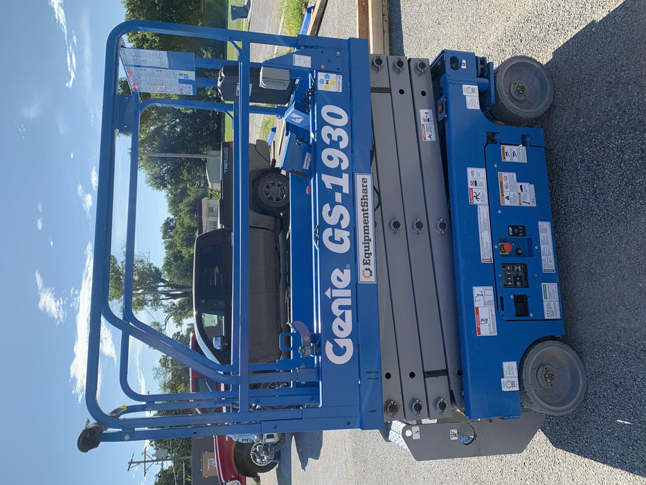 2018 Genie GS-1930 Genie GS-1930 w/Fixed Rail, Chain Entry