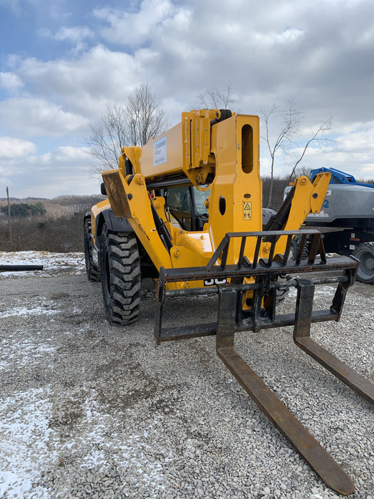 2020 JCB 512-56 Cab/Heat/Air, 109Hp, Solid Tires, Work Lights, Beacon, Aux Hydraulics, Back up Alarm, Lifting Eye, ES Decals