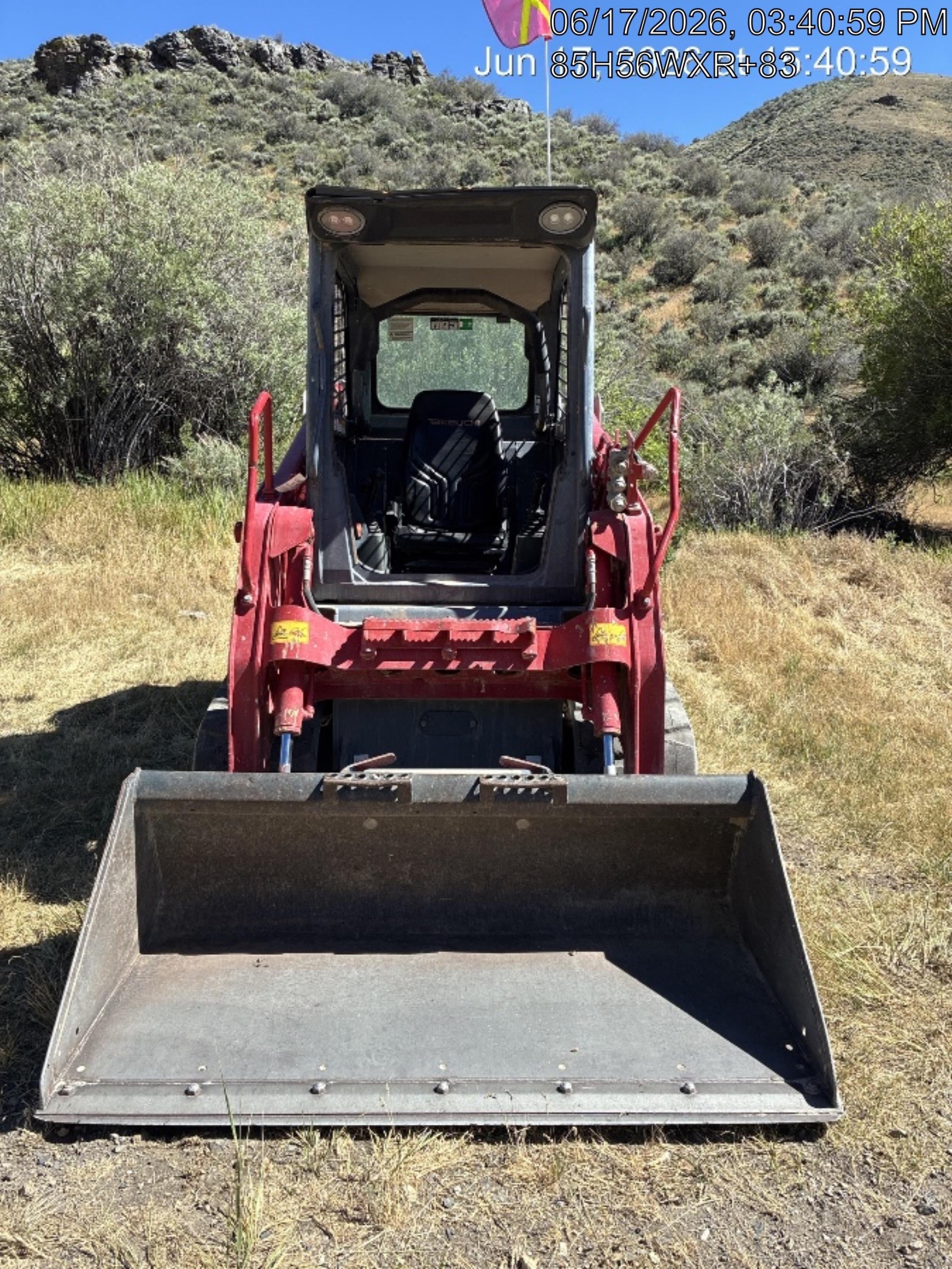 2022 TAKEUCHI TL8R2-R