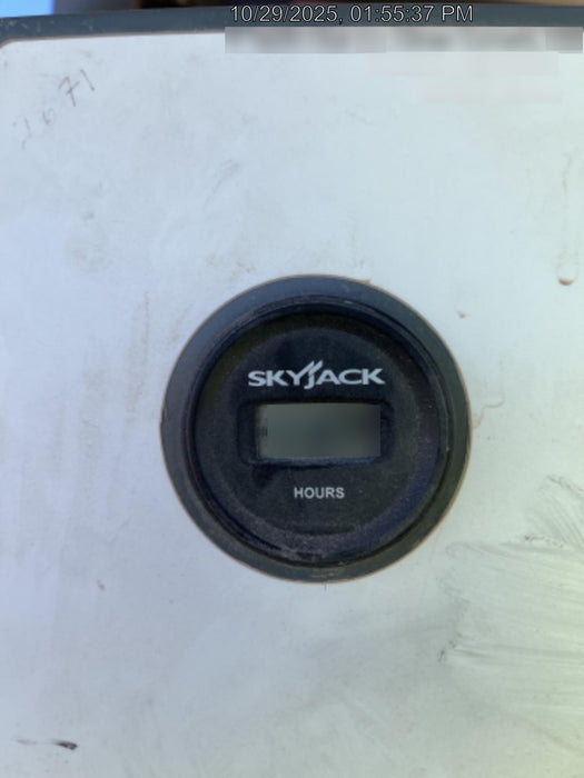 2019 Skyjack SJ66T SJ66T Glazier FF Tire Beacon
