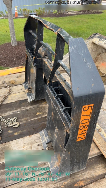2025 ARROW MATERIAL HANDLING 24" Pallet Fork Frame