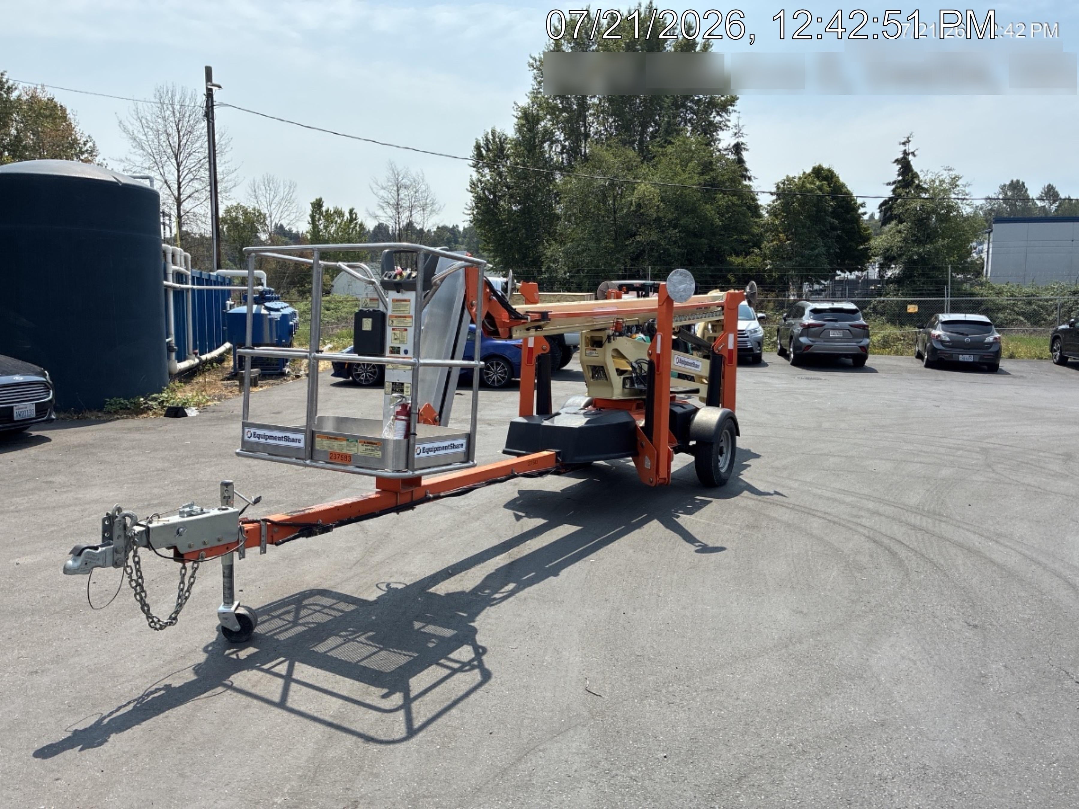 2022 JLG T500J