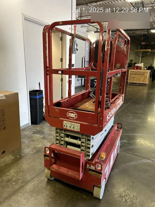 2019 MEC 1330SE MEC 1330SE w/ES Track Hardware, Full Extended 2 Year Warranty