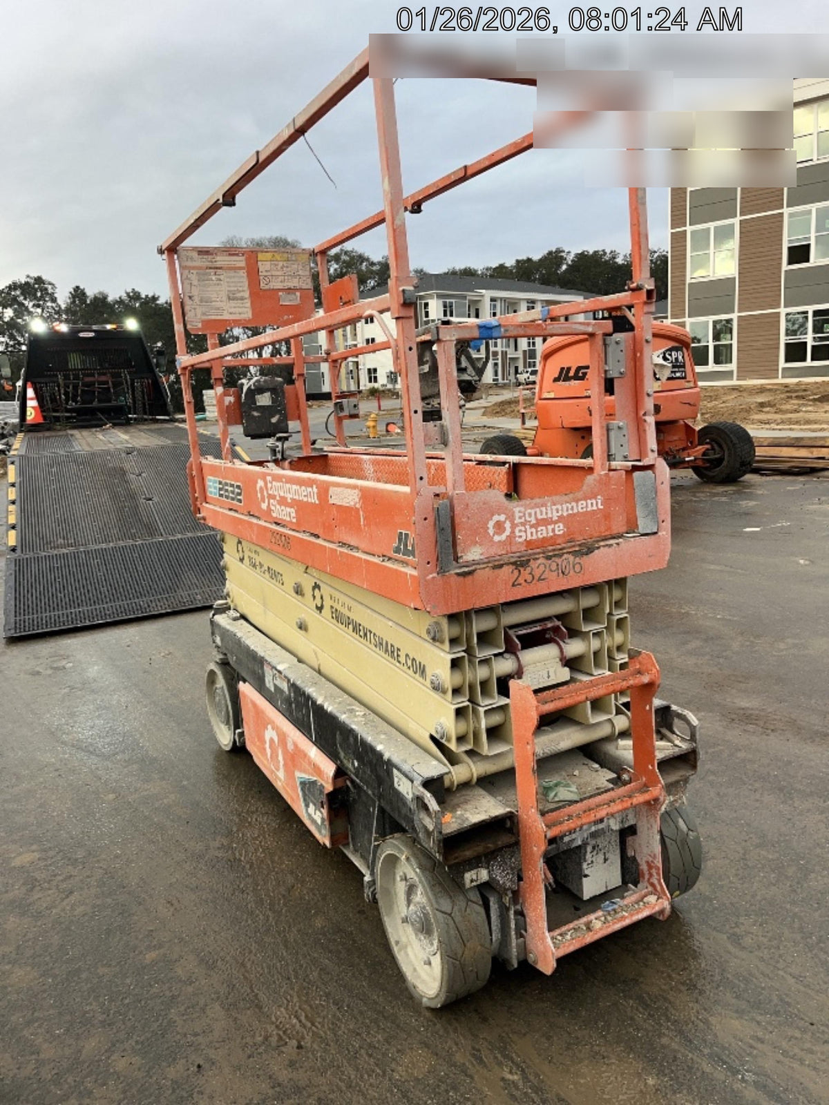 2022 JLG ES2632