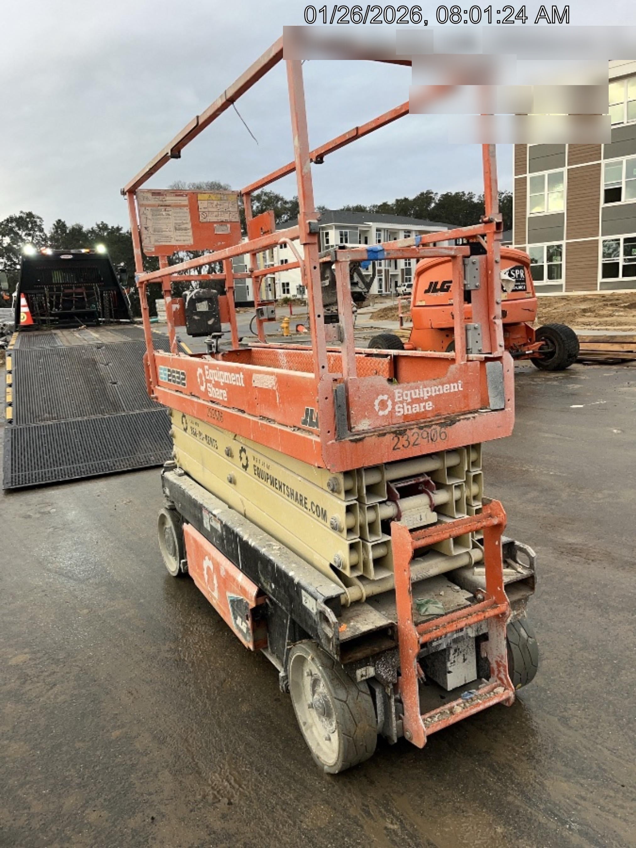 2022 JLG ES2632