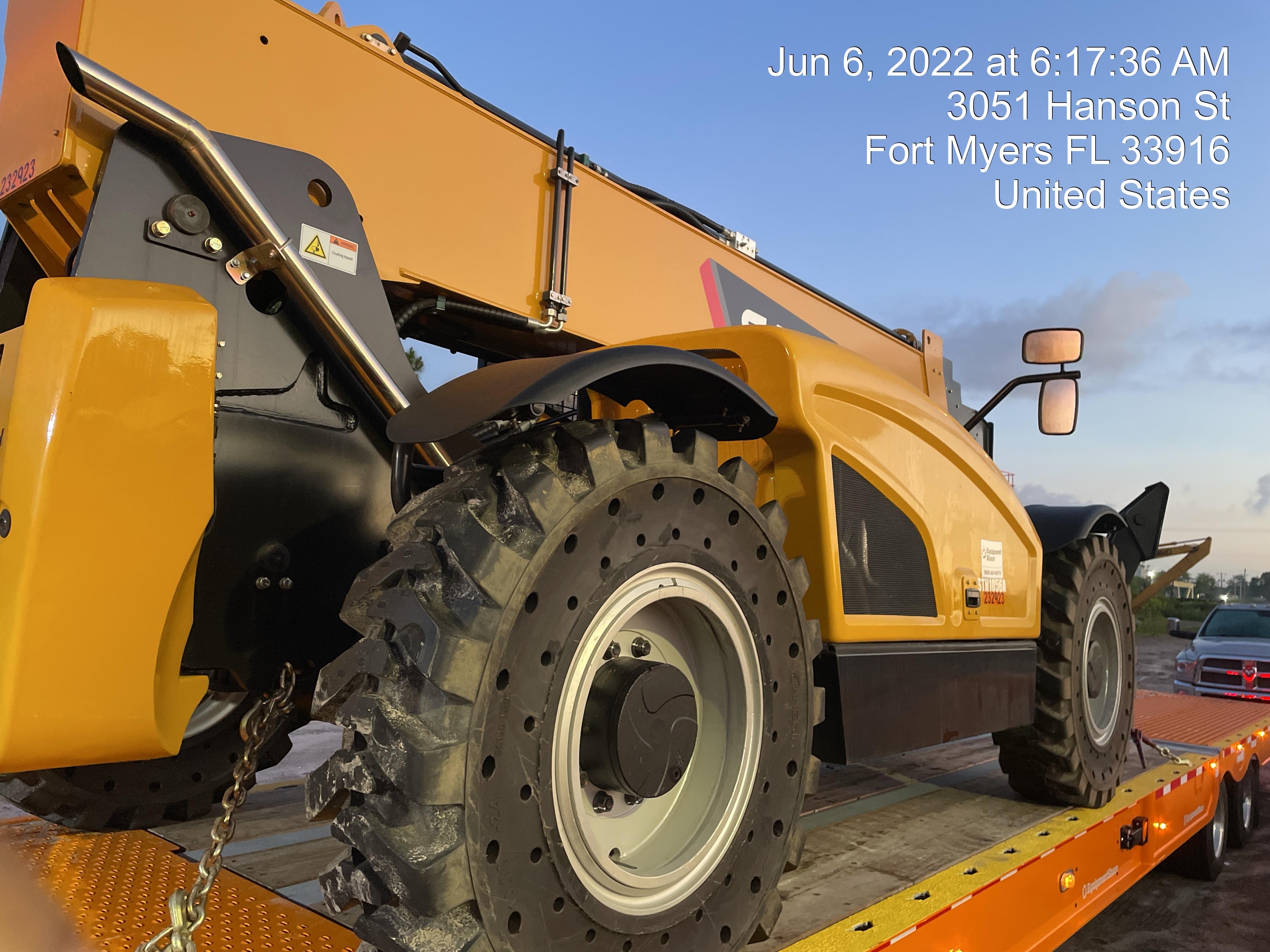 2022 SANY STH1056