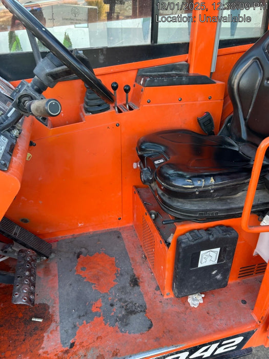 2020 Skytrak 8042 74 Hp, Cab-Heat ONLY, FF Tires, Work Lights, Beacon, Aux Hydraulics, Back up Alarm, Lifting Eye, ES Decals