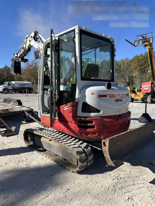 2020 TAKEUCHI TB-235-2CR