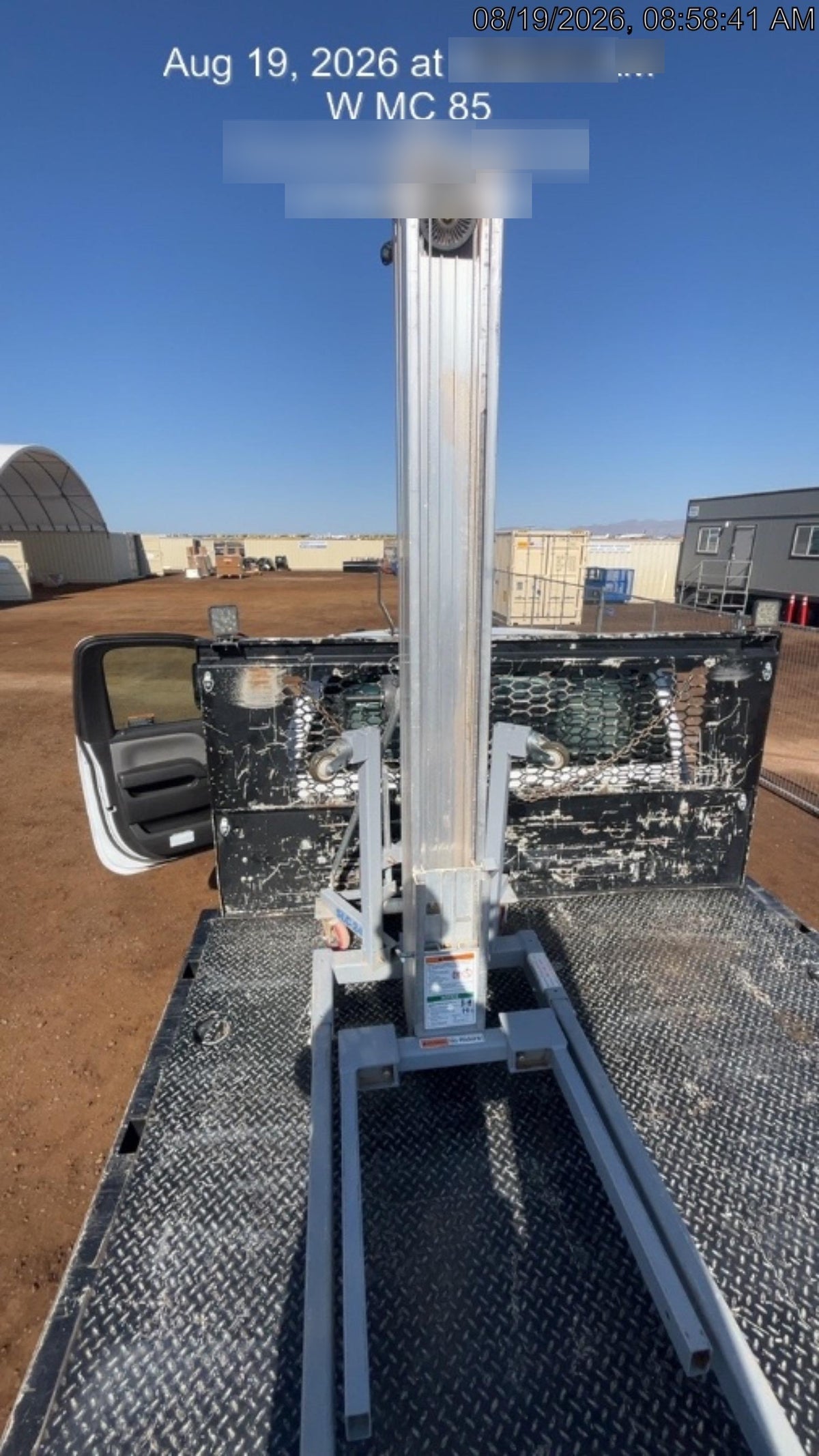 2023 GENIE SLC-24