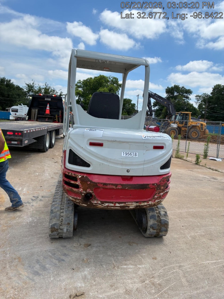 2021 TAKEUCHI TB235-2R