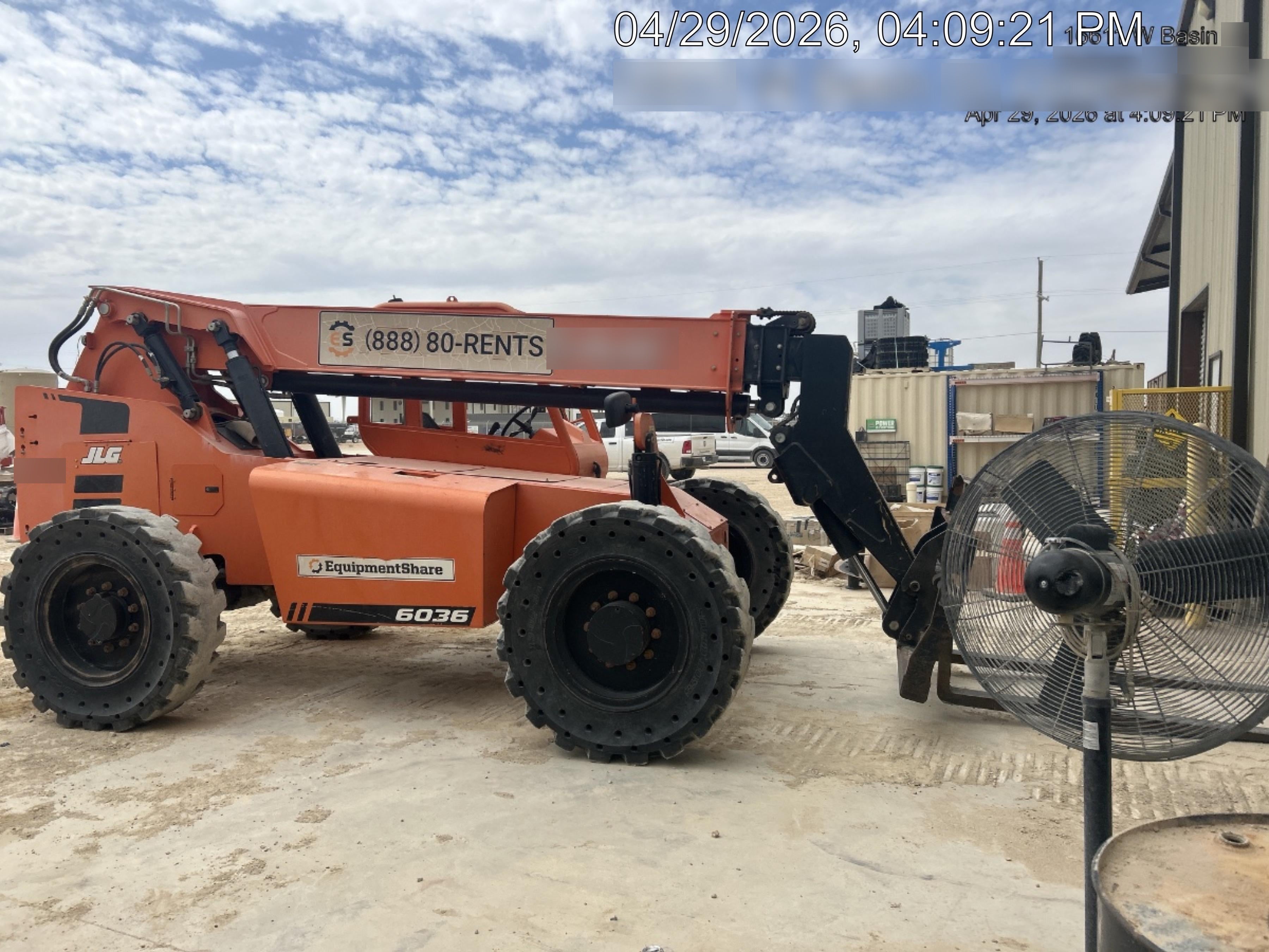 2018 Skytrak 6036 Skytrak 6036 , Canopy, 74hp Engine, Carriage 60", Forks 48" ,Worklights, Beacon, Pneumatic Tires, Freight