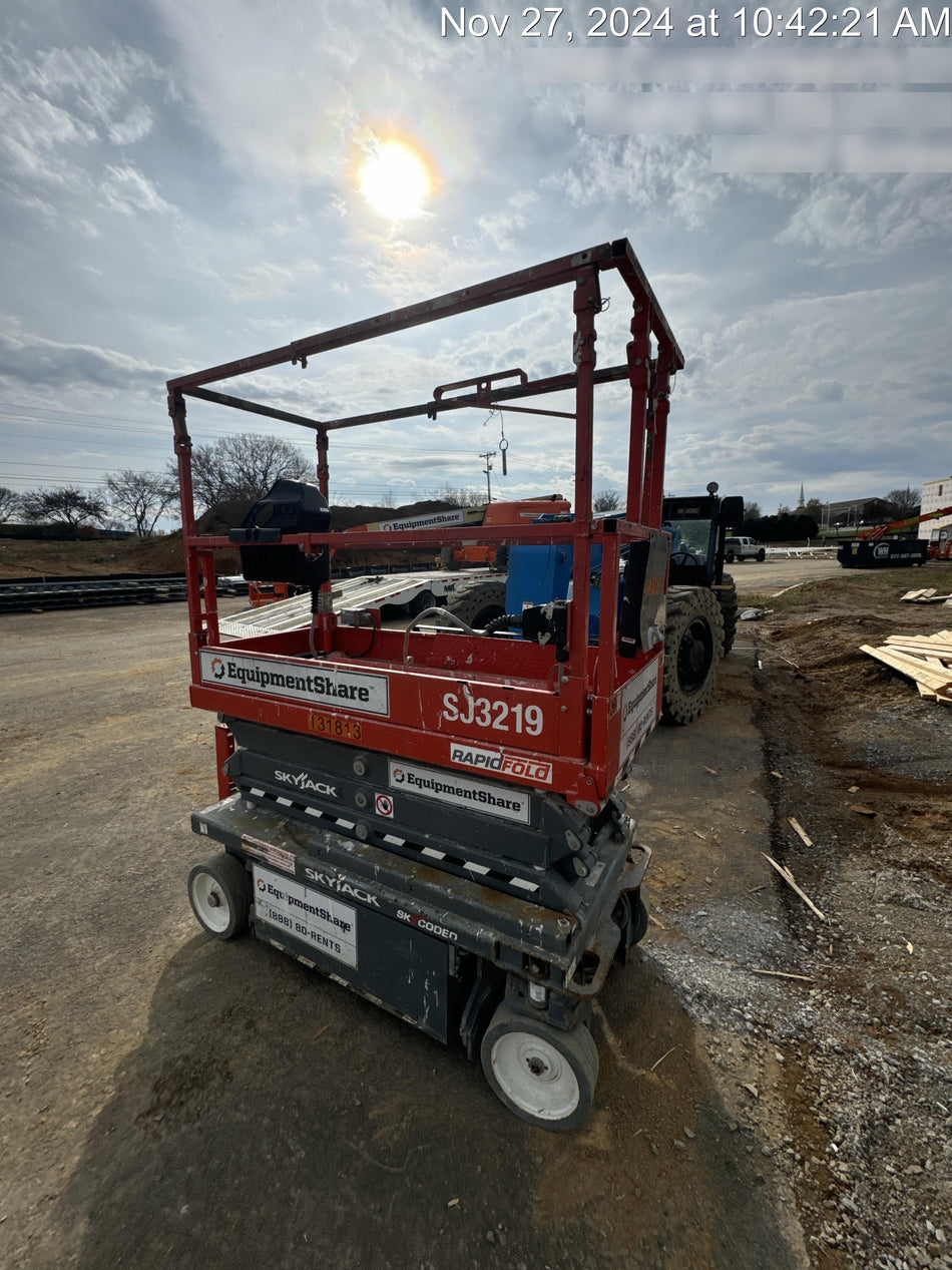 2021 SKYJACK SJ3219