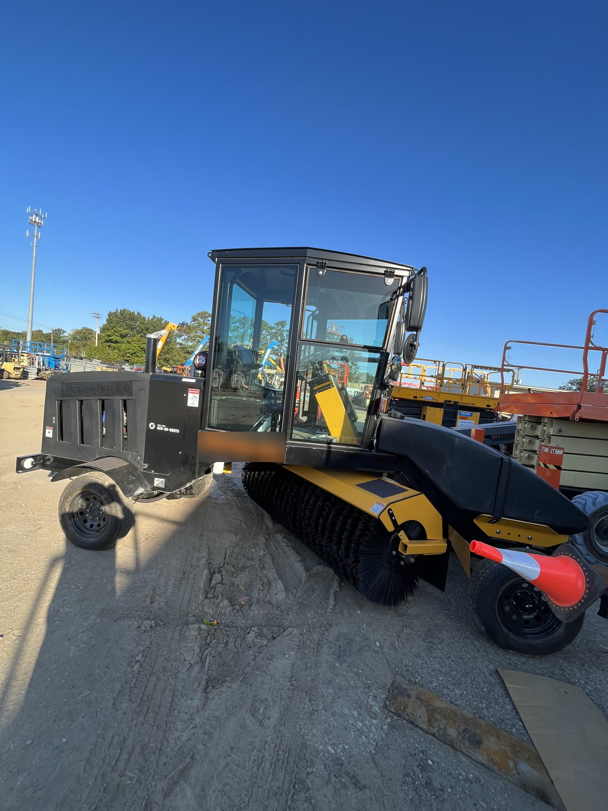 2023 LAYMOR SM450