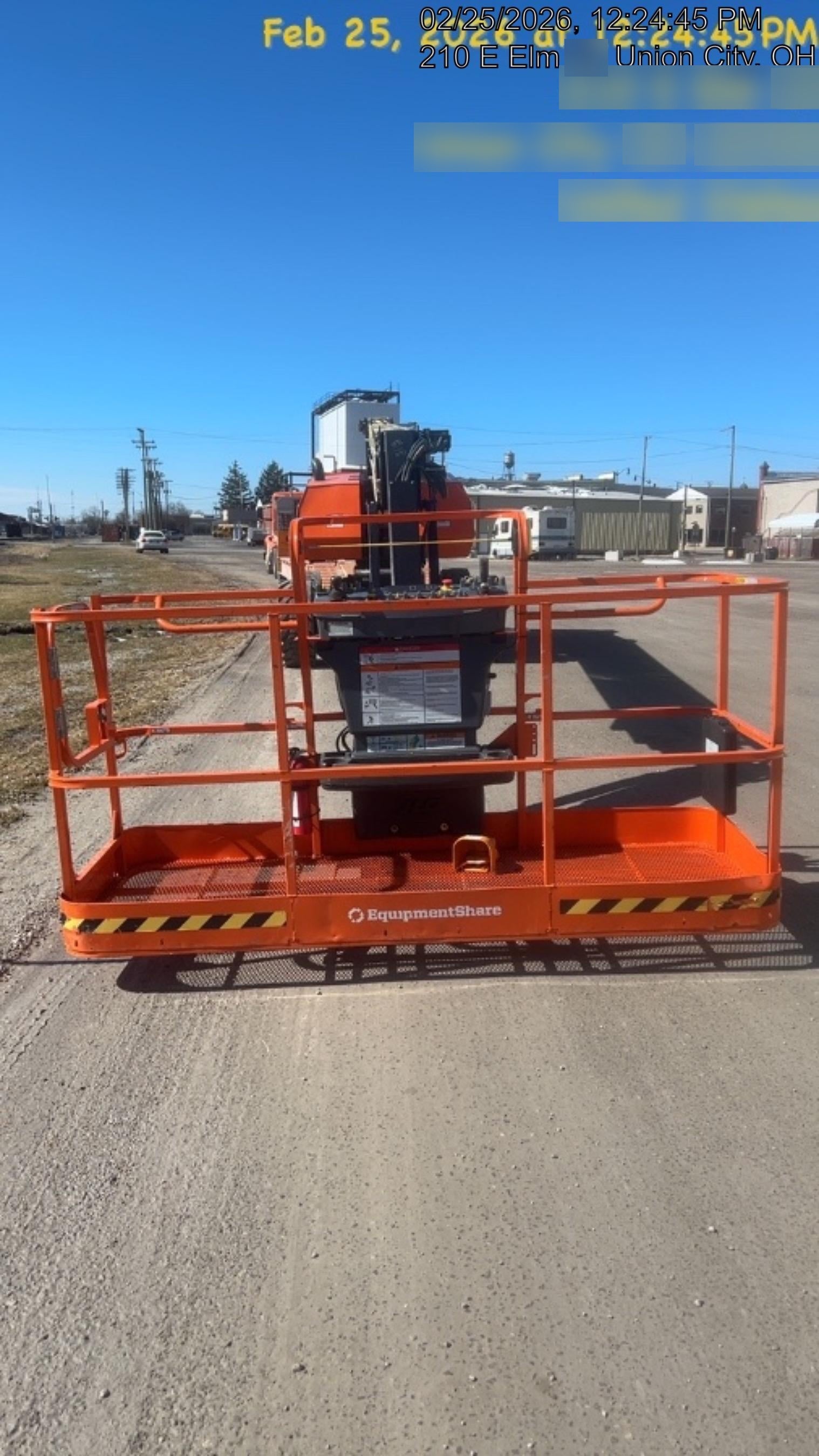 2025 JLG 860SJ