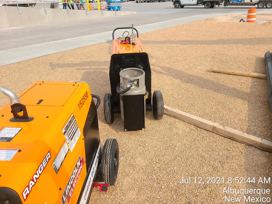 2021 Lincoln Electric Ranger 305 LPG LPG One-Pak (includes undercarriage, tank holder & tank strap) ORANGE