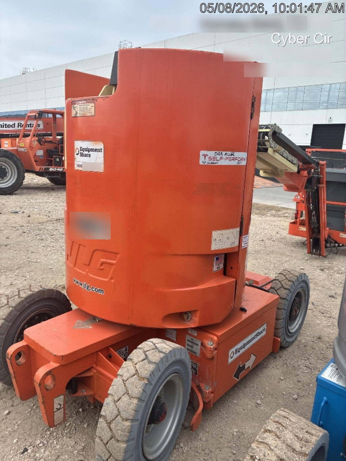2019 JLG E300AJP