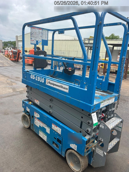 2019 Genie GS-1930 Fixed Rails with Chain Entry