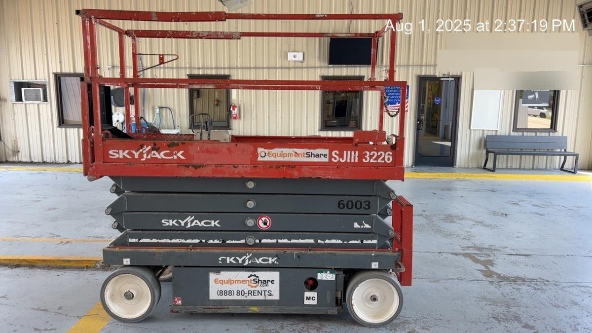 2017 Skyjack SJIII-3226 Skyjack SJ3226, Trojan Battery Set, Extended Warranty 5yr/5k hr