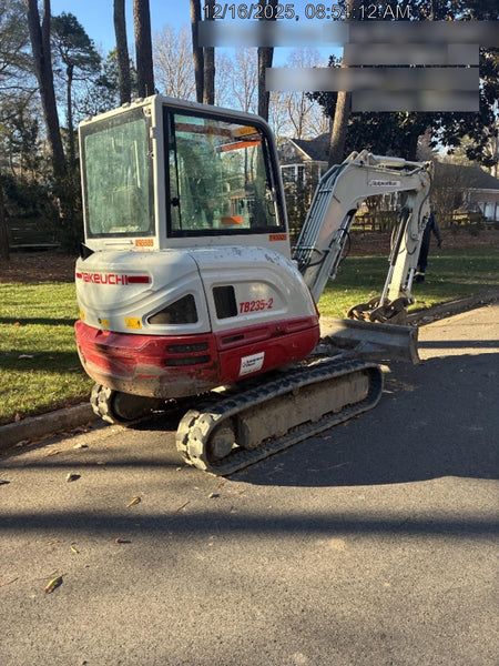 2021 TAKEUCHI TB235-2CR