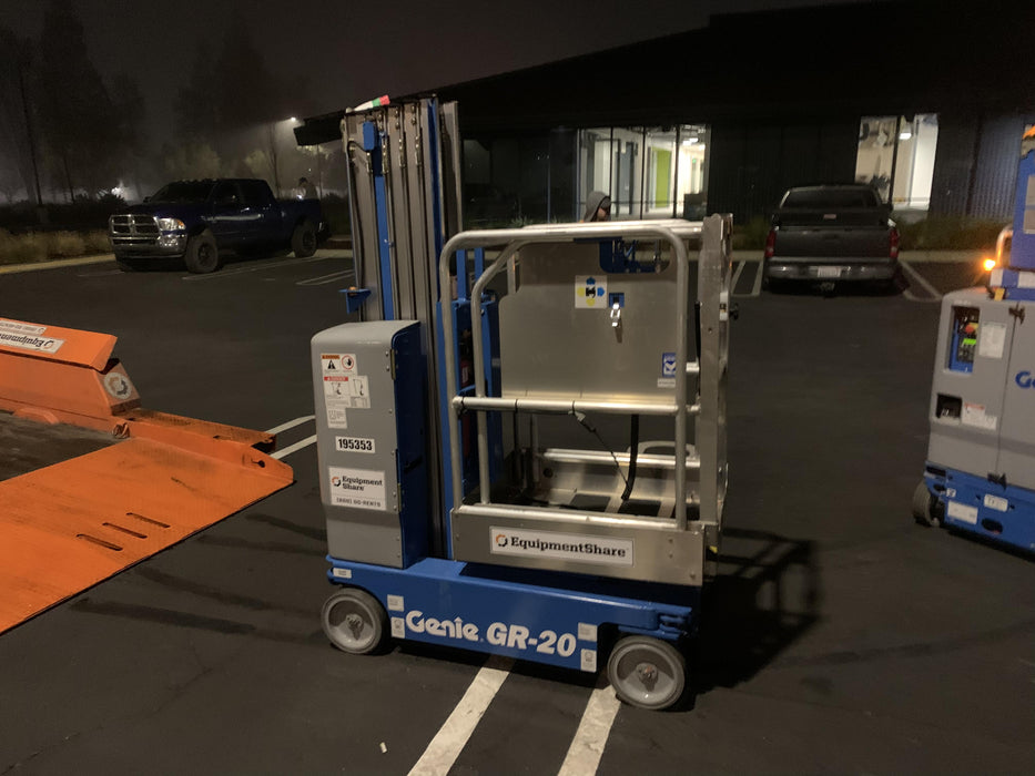 2021 GENIE GR-20