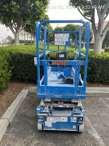 2023 GENIE GS-1432