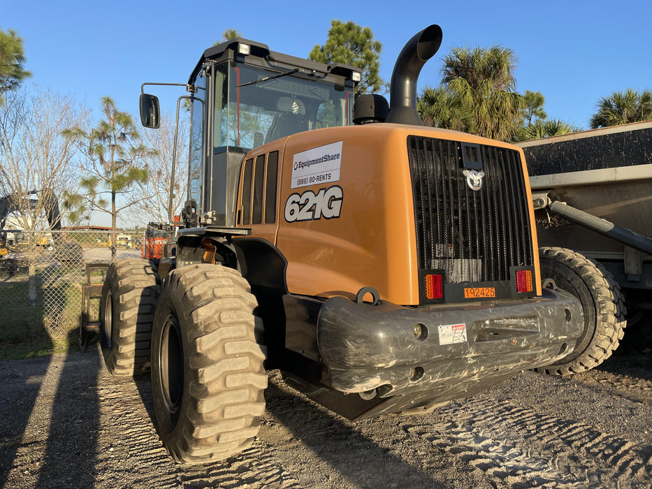 2019 Case 621G CLOSED CAB, 1 FUNCTION, JRB 416 STYLE HYD COUPLER
