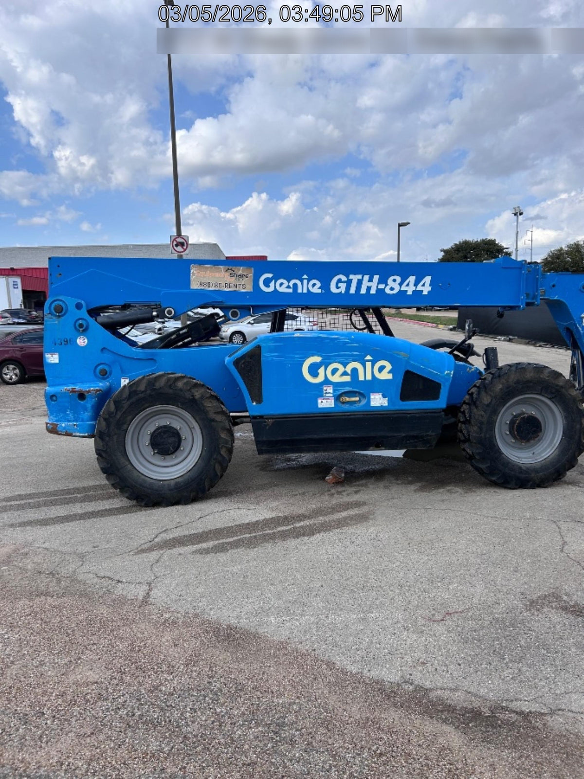 2017 GENIE GTH-844