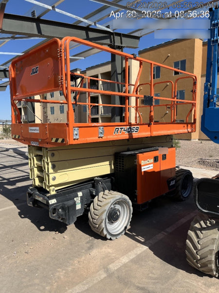 2022 JLG RT4069