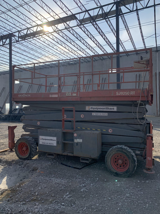 2005 SKYJACK SJ9250 RT
