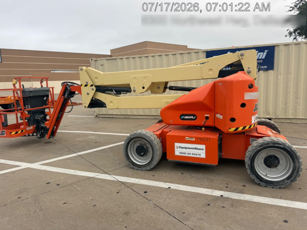 2021 JLG E450AJ
