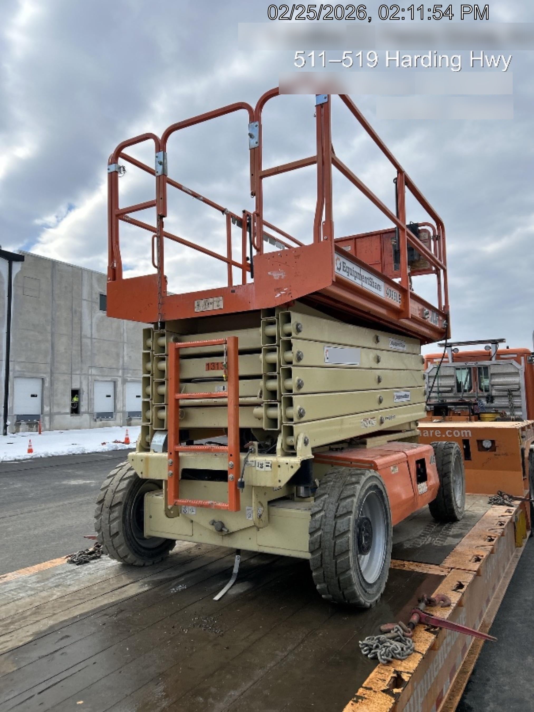 2021 JLG RT4069