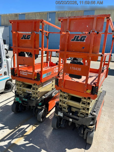 2022 JLG ES1932