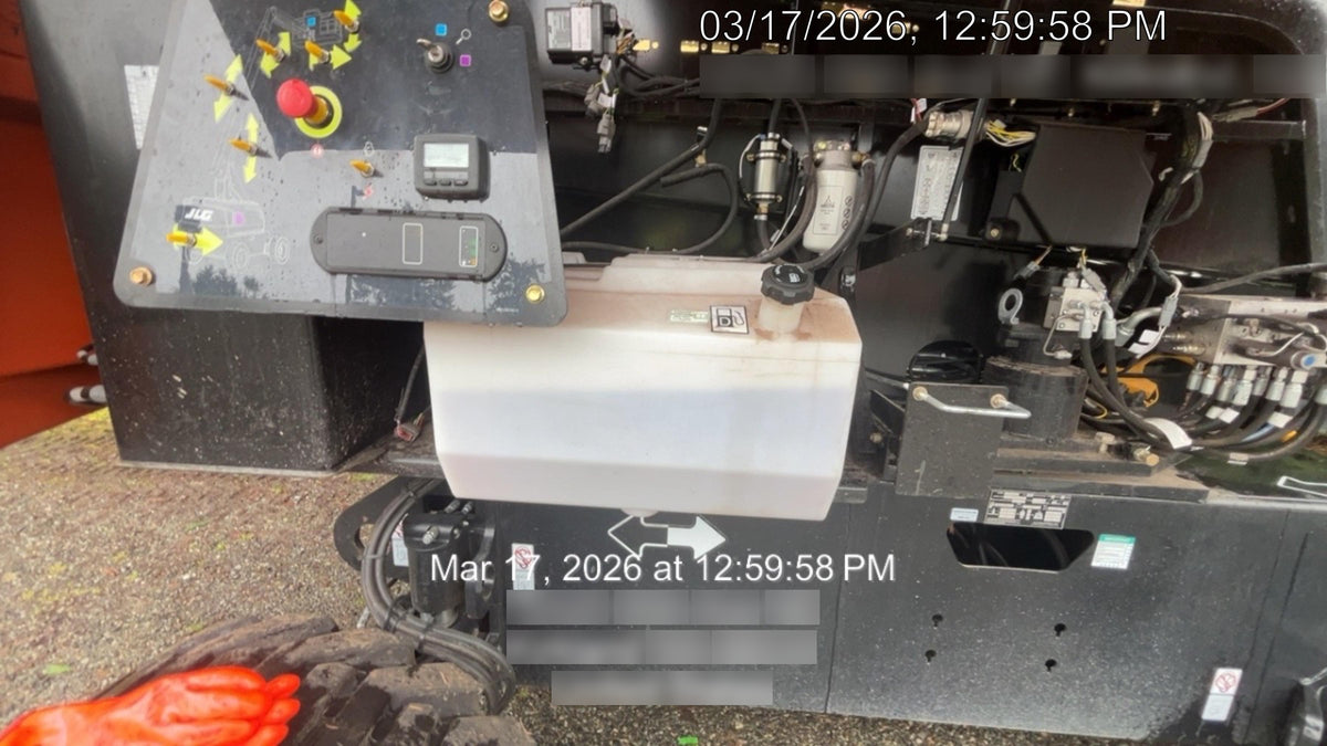 2025 JLG 660SJ