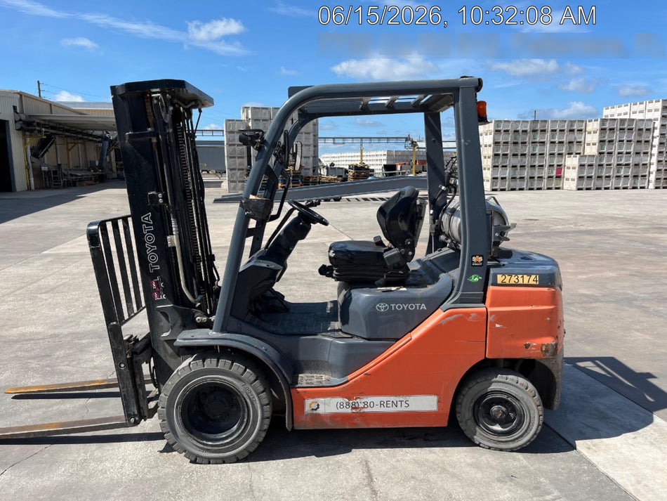 2022 TOYOTA 50-8FGU25