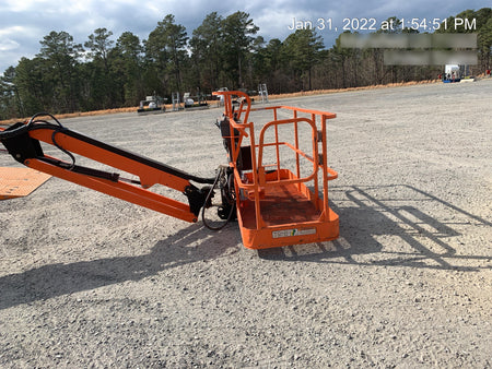 2019 JLG 660SJ
