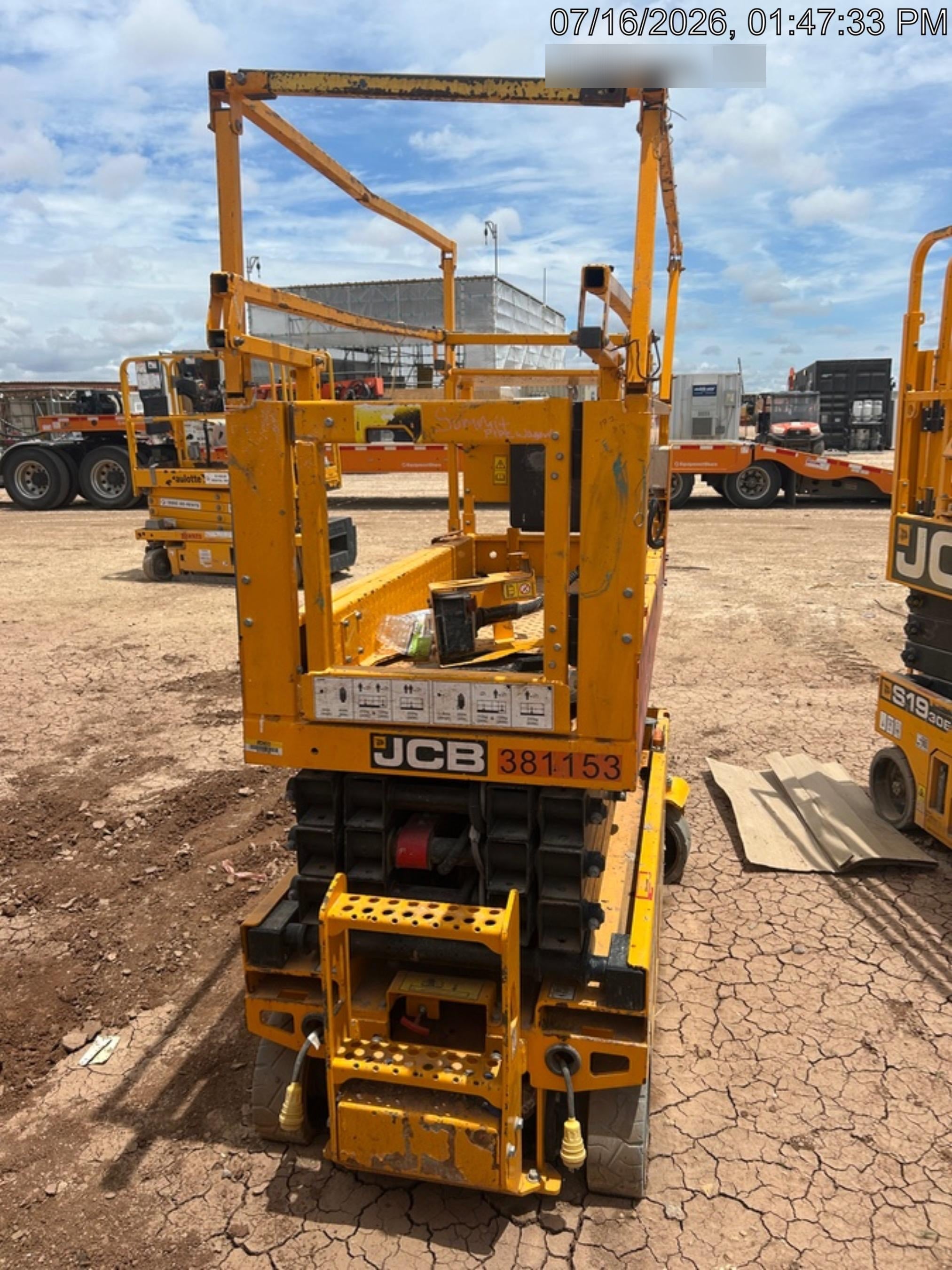 2024 JCB S1932E