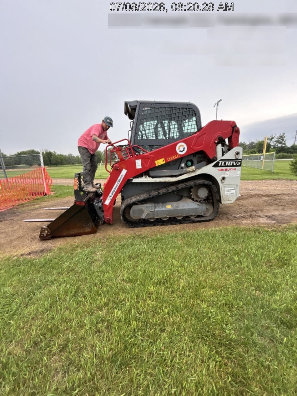 2024 TAKEUCHI TL10V2-CR