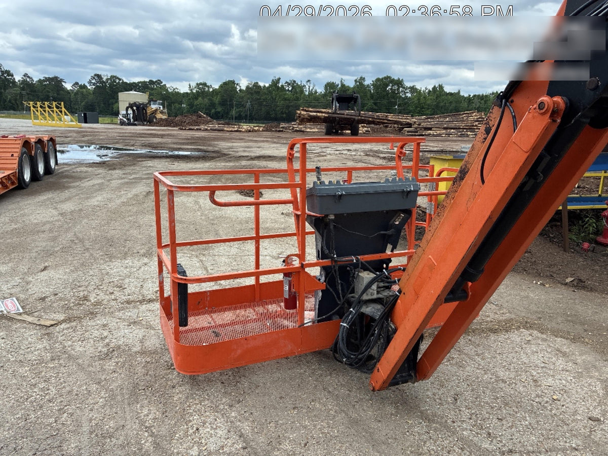 2019 JLG 860SJ